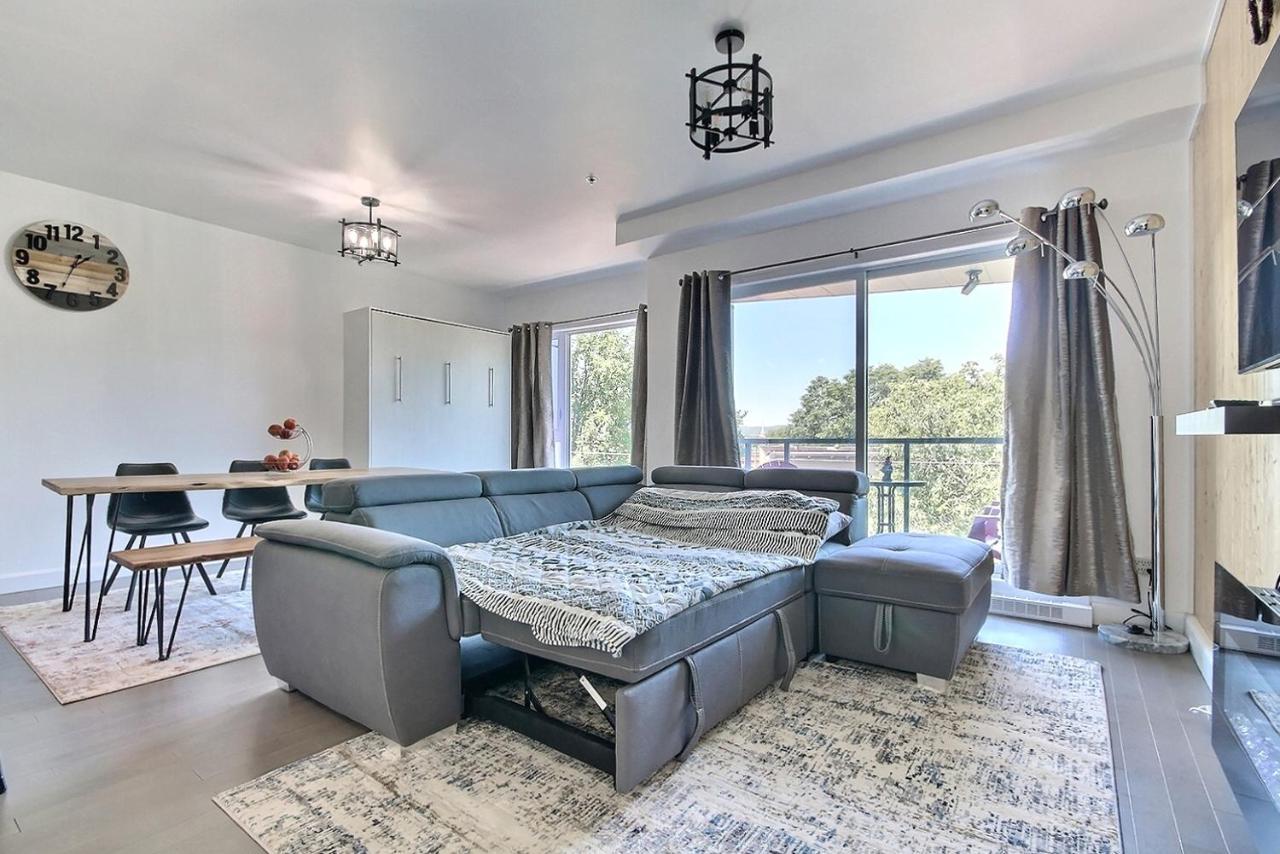 Good Vibes Only -Modern And Spacious 2 Bedroom Condo 4 Beds Free Parking, Gym ควิเบกซิตี้ ภายนอก รูปภาพ